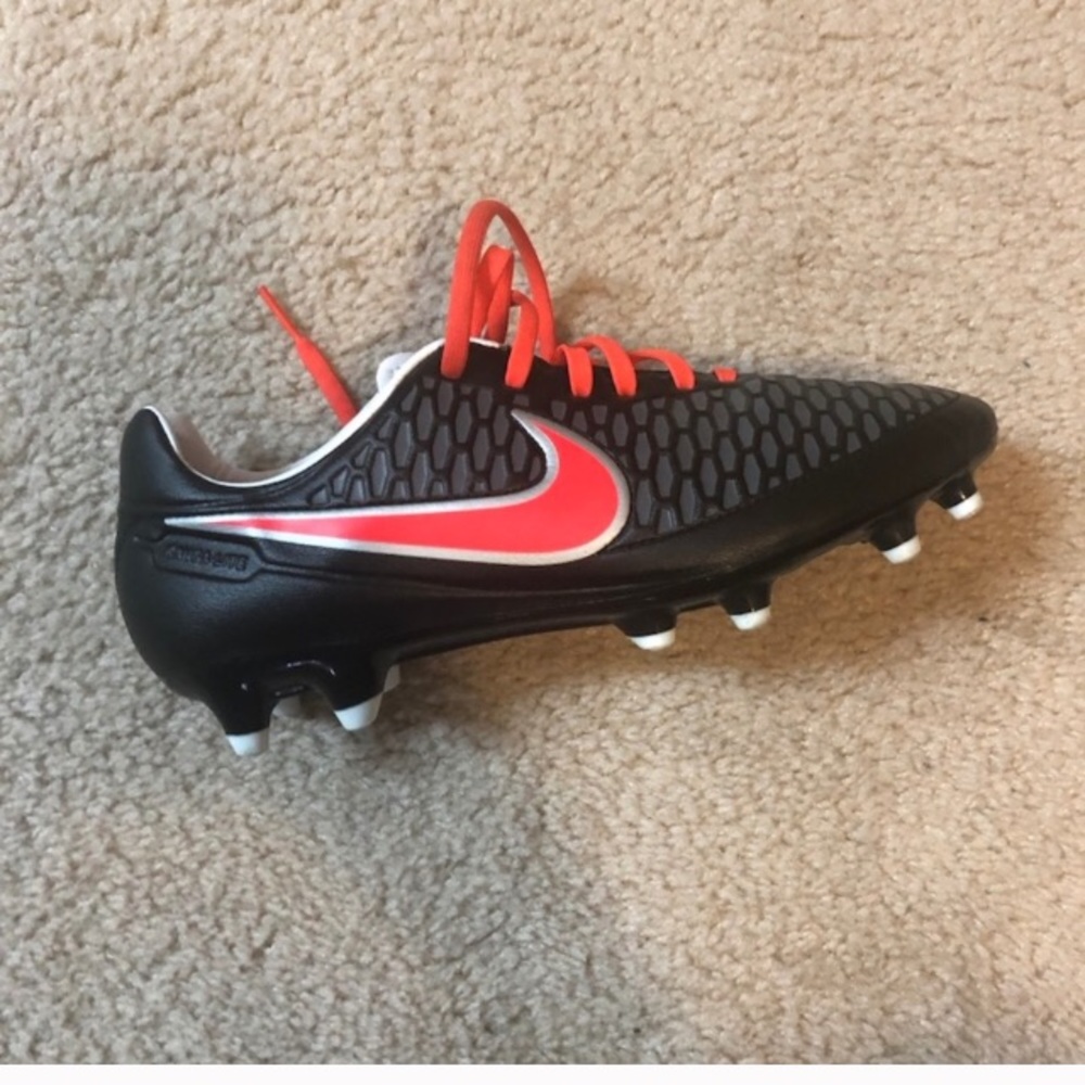 Women’s Nike cleats